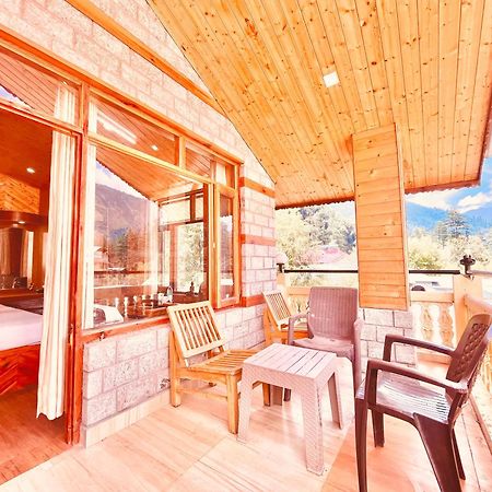 Sagar Resort !! Mountain View ! Luxury Stay ! Family Resort ! Private Parking ! Near Mall Road Manali  Bagian luar foto