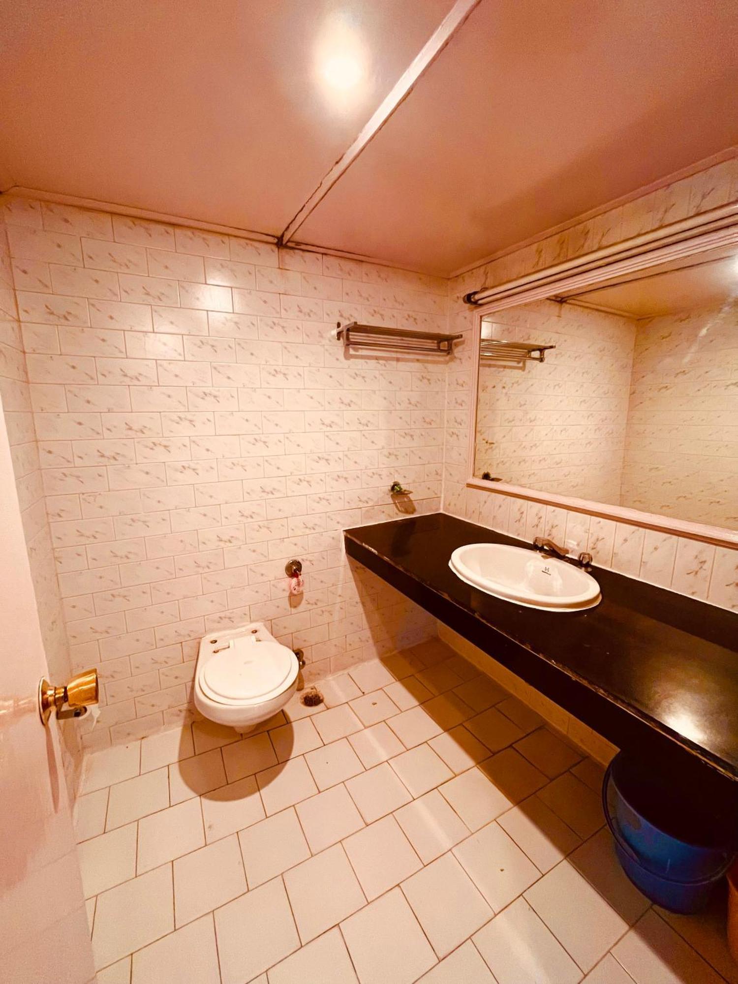 Sagar Resort !! Mountain View ! Luxury Stay ! Family Resort ! Private Parking ! Near Mall Road Manali  Bagian luar foto